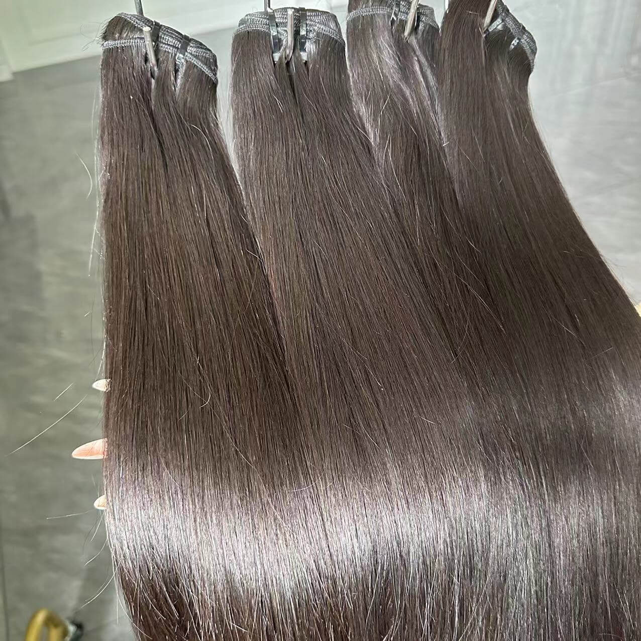 LUXURY HAIR - Lisse